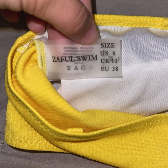 Bathing suit set - Picture 3 of 4